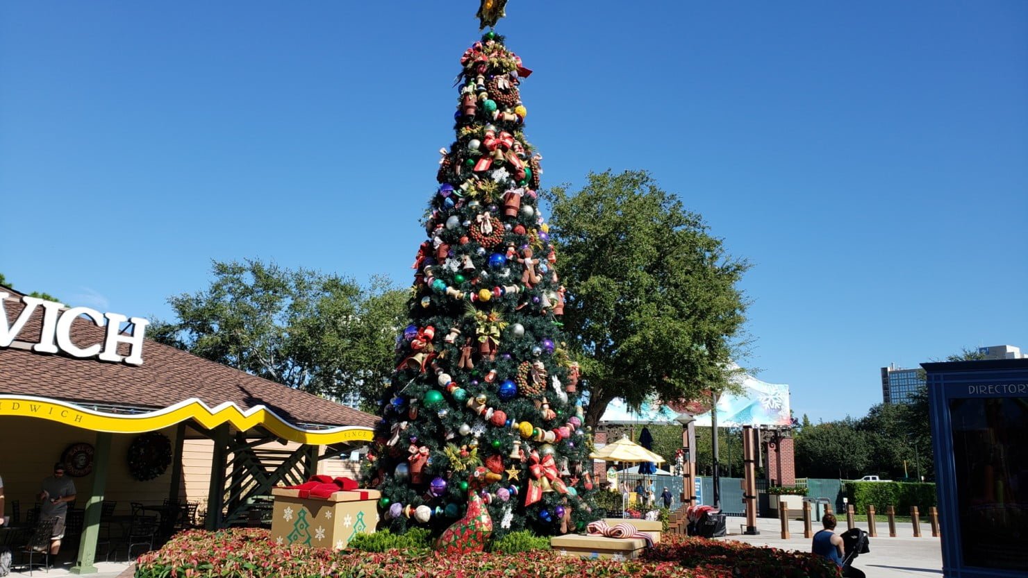 Christmas Tree Trail, trilha de Natal em Disney Springs | Andreza Dica e  Indica